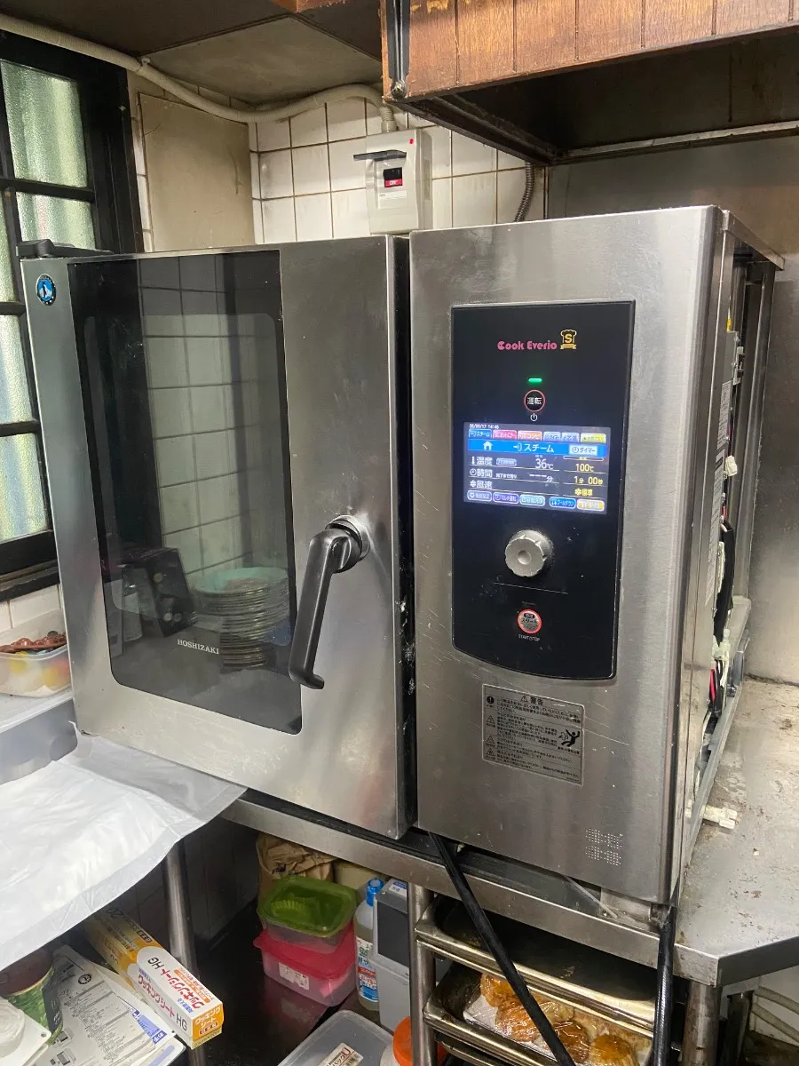 スチームコンベクションオーブンの自動洗浄エラー(流量センサー異常)を部品交換で修理